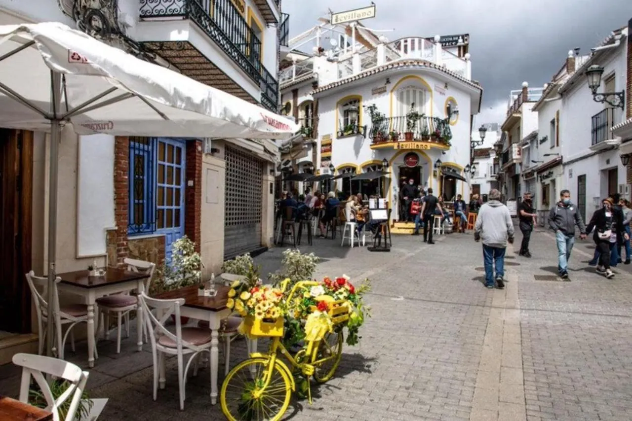 Atico Jimena Granada En El Centro De Nerja Apartment